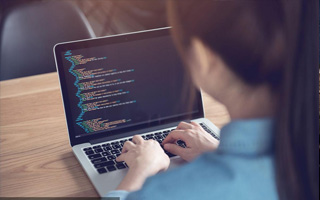 云梦 api php源码,下载的php源码怎么运行呢？